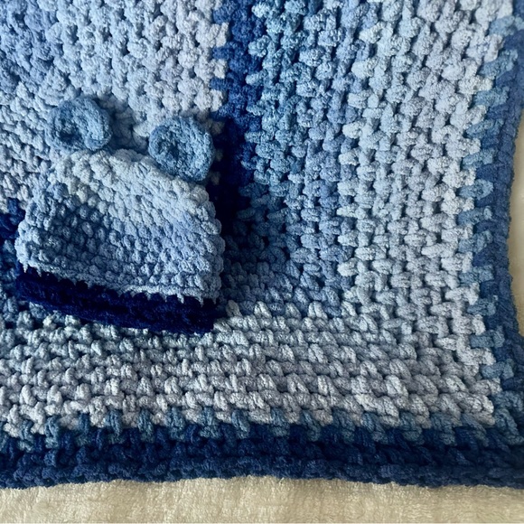 **SALE Baby blanket and hat set crochet - Picture 1 of 6